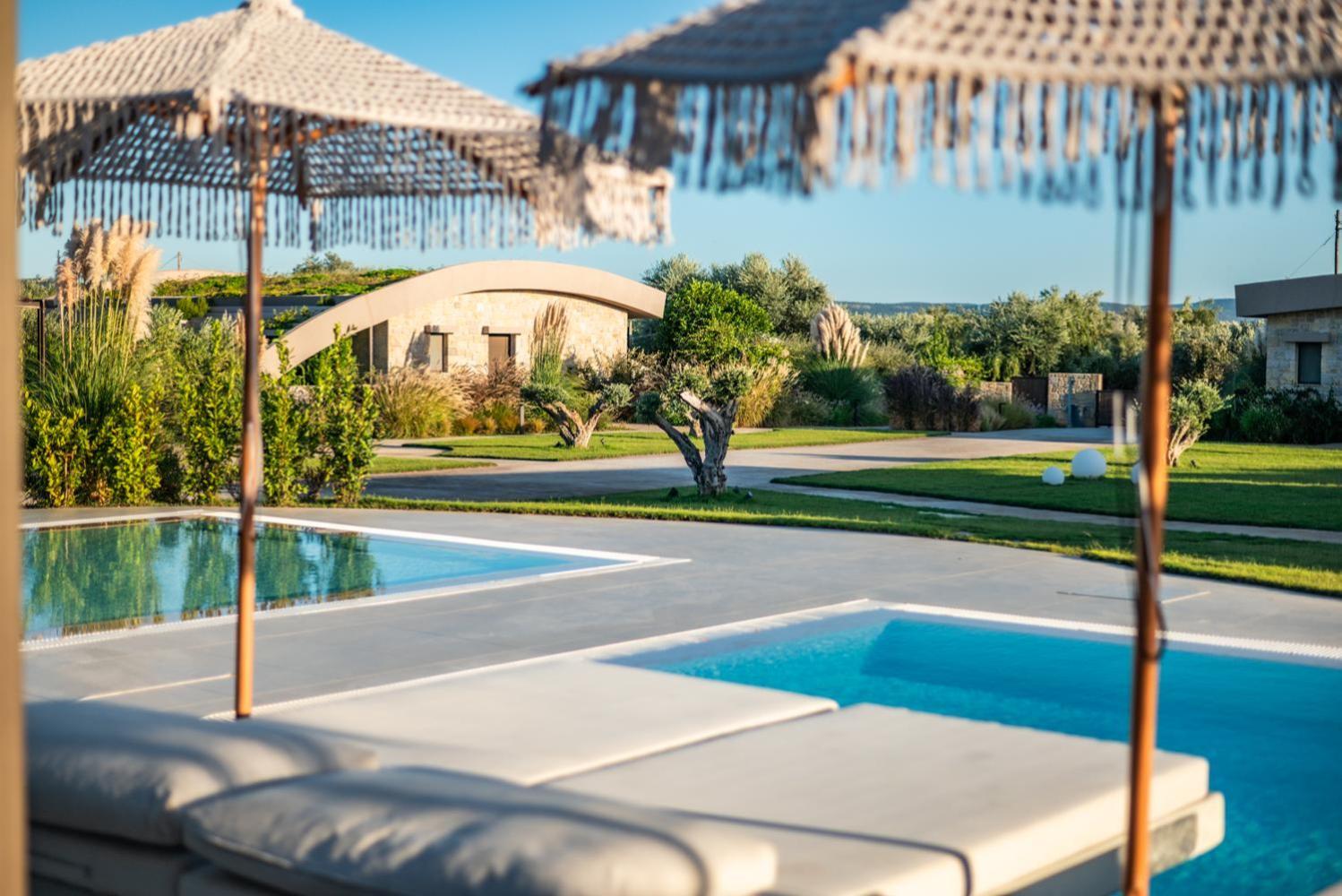 Nestor Luxury Villas Romanos  Екстериор снимка